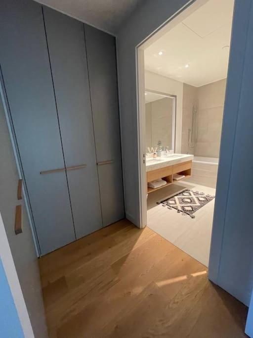 Luxury 3 Bed 3 Bath In